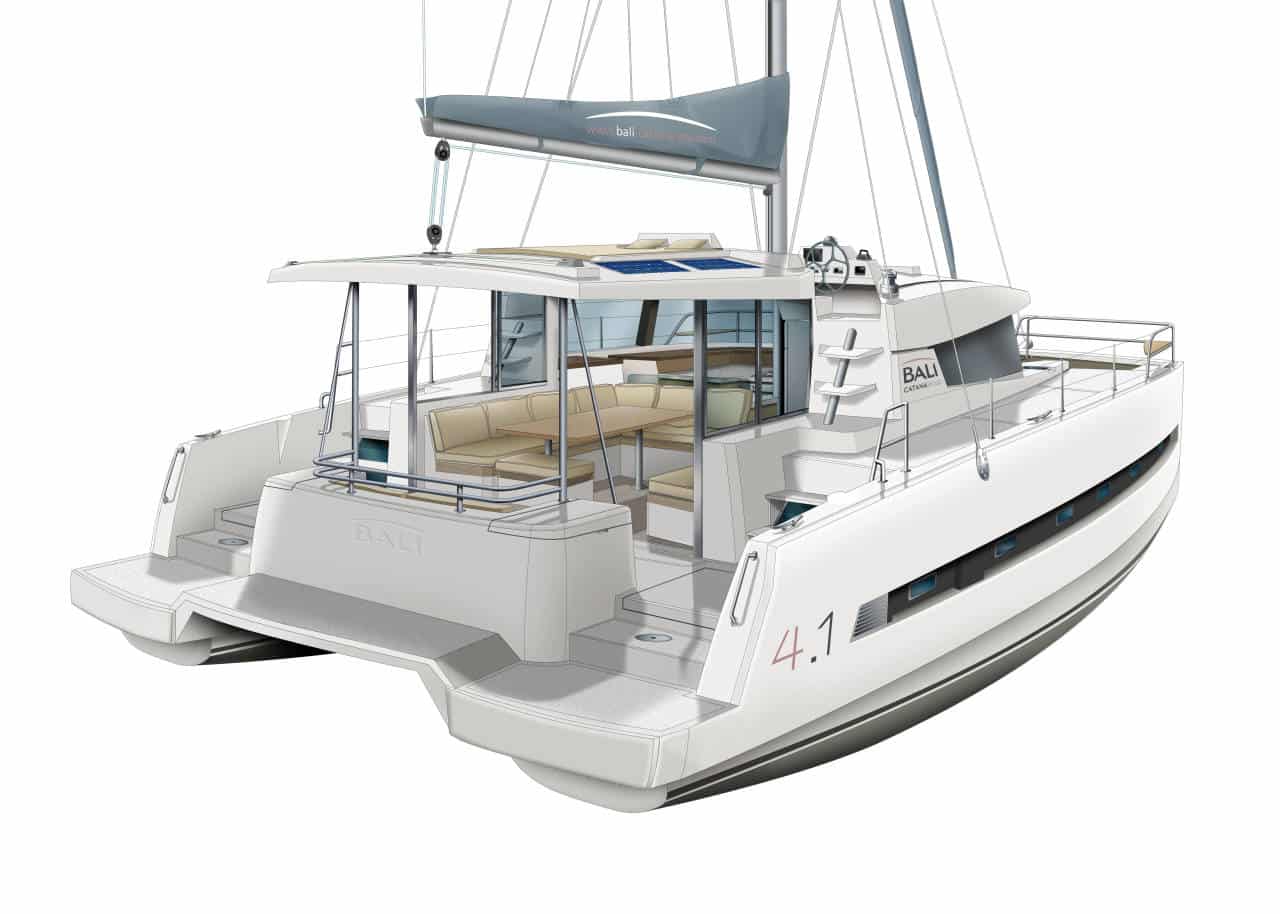 Eine 3D-Darstellung einer modernen, weißen Segelyacht mit Doppelrumpf, einem Außensitzbereich und einem eleganten Design, isoliert auf einem schlichten weißen Hintergrund.