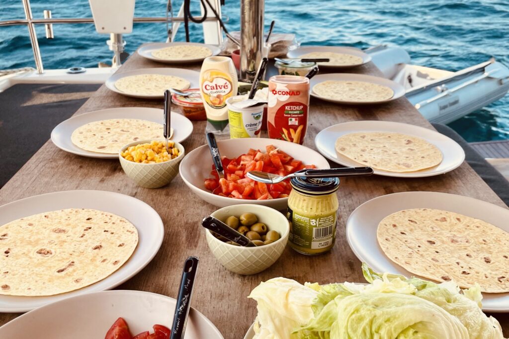 Bordleben und kulinarische Highlights: Ein Genuss für Gourmets